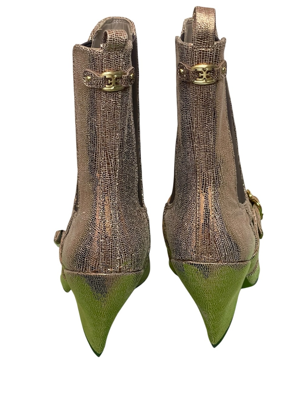 Sam Edelman Women's Suzette
Deep Gold Metallic Chelsea Boot
New Size 8.5” - Picture 5 of 11